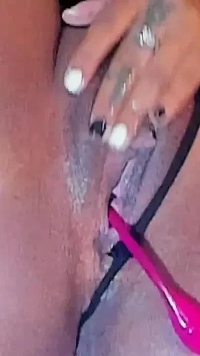 Close-up Pussy Masturbation