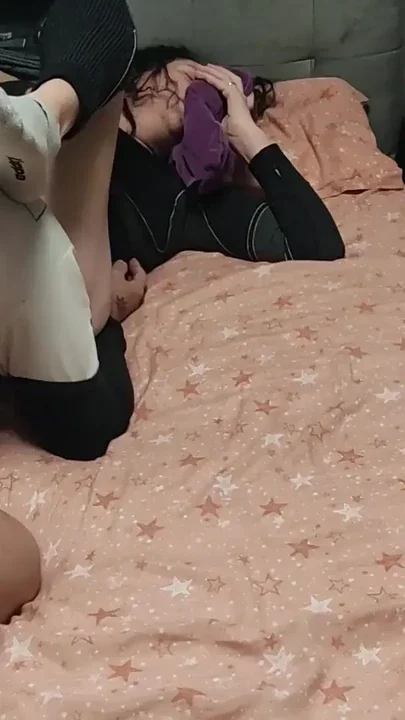 Tricked Stepmom share Bed with Stepson by Mistake Clip 1