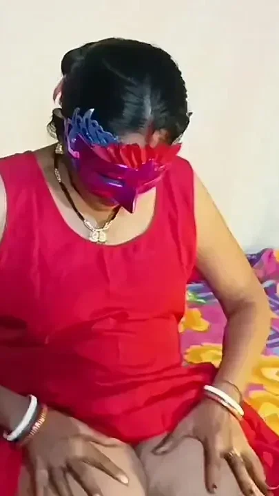 Your Namita Fucks Her Ass and Pussy by a Tube Light
