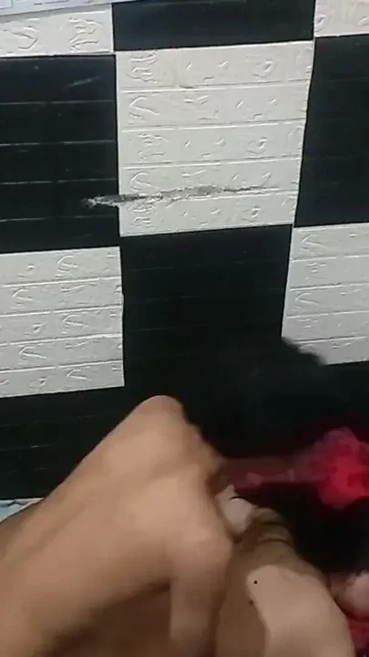 Enjoying the smooth body of asian girl Clip 1