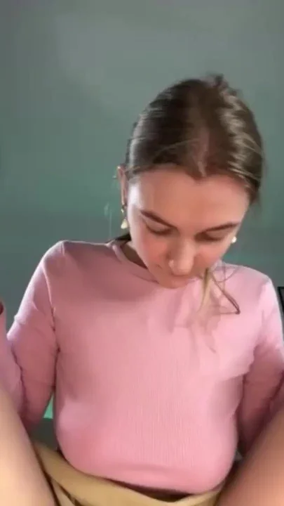 Jucielussie Cam sitting and real orgasm Clip 1
