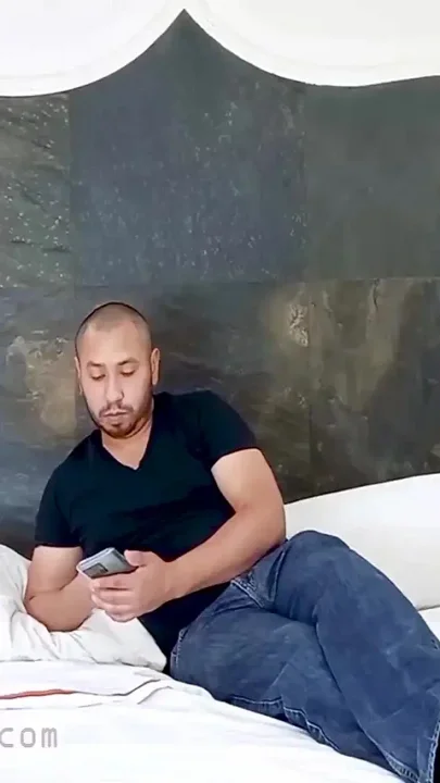 Adar MILF with a Big Ass and Big Tits Is Unfaithful to Her Husband