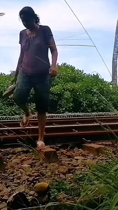 I Found This Sexy Sex Working Baby Whore From the Beach