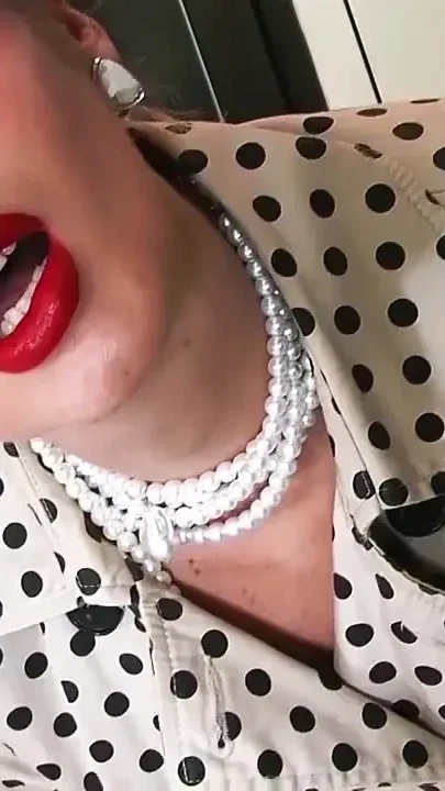 Pantyhose Femdom JOI