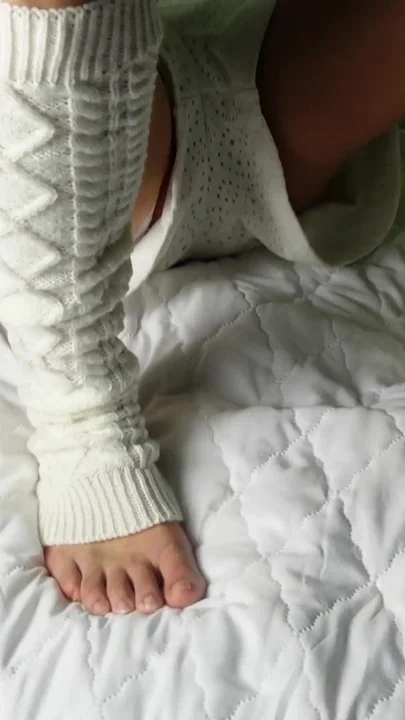 Winter Fisting Squirting in Woolen Socks Polish MILF Real Amateur Orgasms