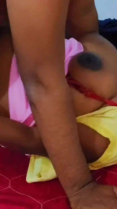 Kamvali bai uska Boss aaj aapne gav me jakar ek purane room me sex kiye - hot