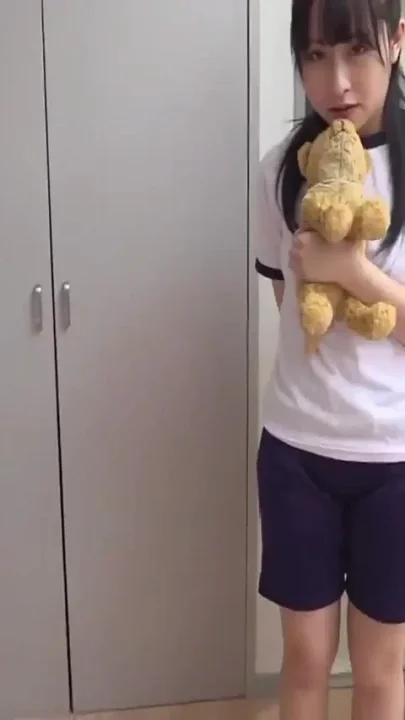 Dont Fall for Any Other Girls She Says - a Surprise Visit Turns Into Sweet