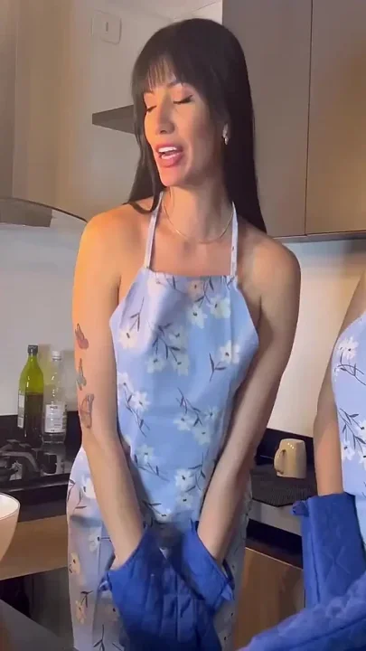 Two Latinas Make a Mess in the Kitchen