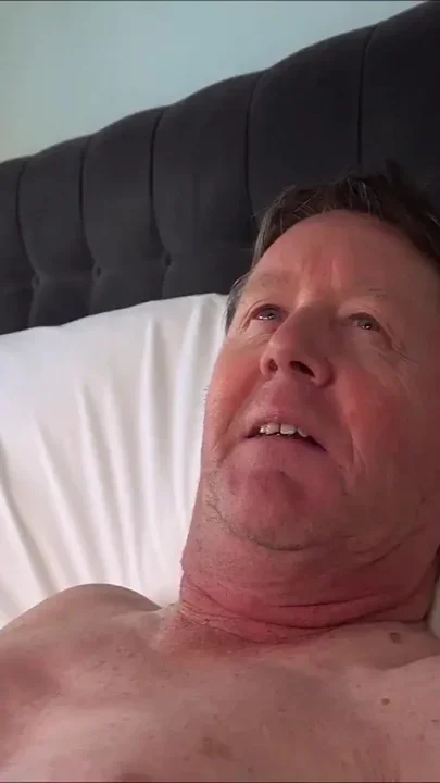 Lucky Bastard Hooks up with Sex Mad Hotwife
