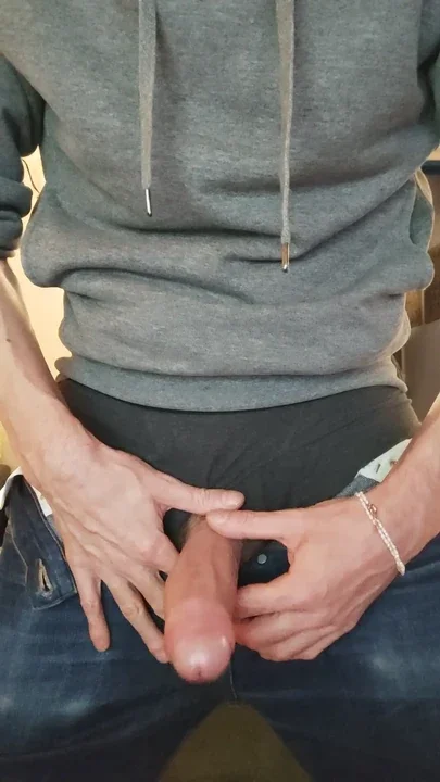 I masturbate my big in front of you on my knees before you try to swallow it