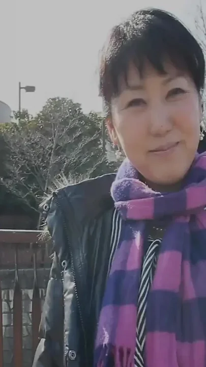 Krs090 Runaway - and Mature Women 03 That You Want to Do No Matter How Old You Are
