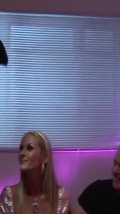 Jane Darling gives up both her holes