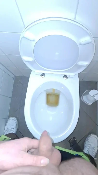 Peeing for the first time on Camera