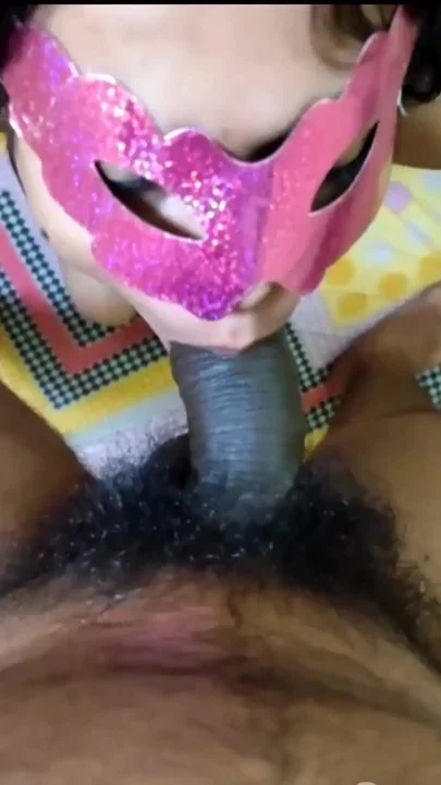 Indian desi girl deep throat and fucked in doggy
