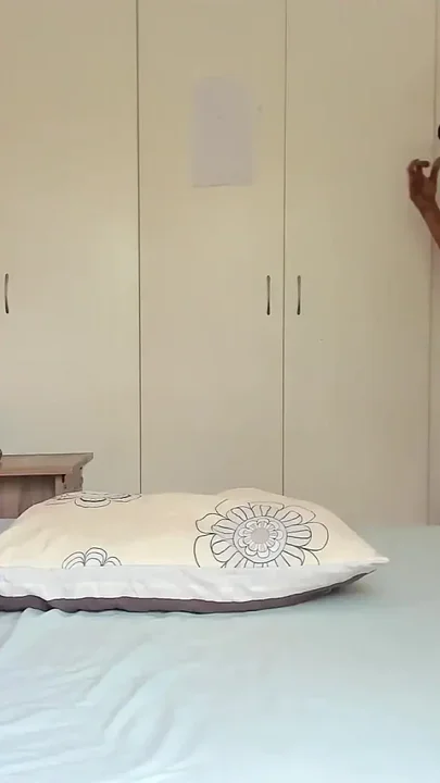 Booty spread way too close to cam in broad daylight