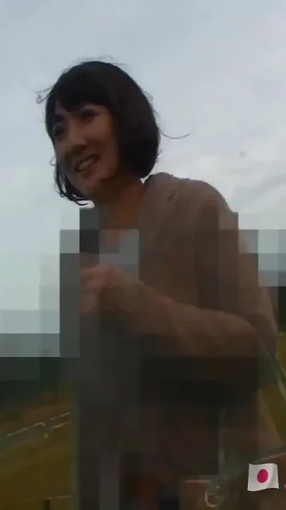 Amateur Japanese cougar exhibitionist gets creampie