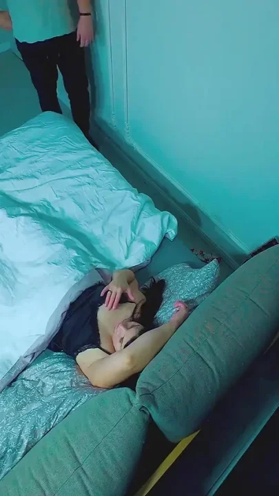 Hot Wife Gets Her Good Morning Pussy Eating Orgasms