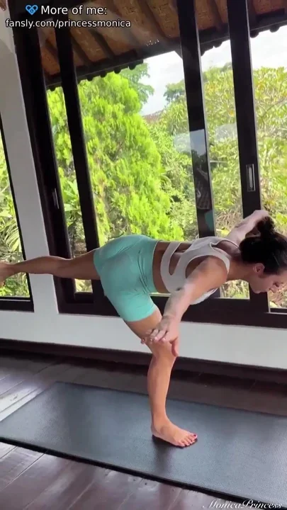 Sexy Gym Workout Turns Into Hot Yoga Tease Clip 1