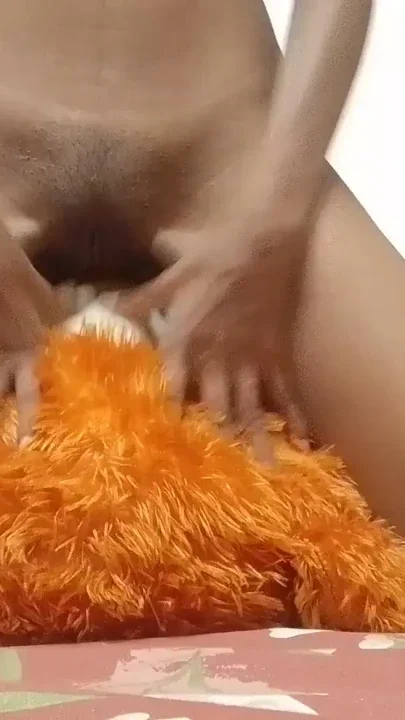 Girl rubbing pussy hard for Orgasm Clip 1