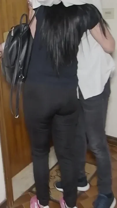 Masked Amateur Swinger Wife Deepthroats Big Cock Passionately