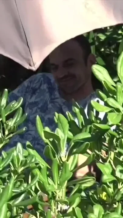 Latino dude fucked bareback by his friend in exhib park