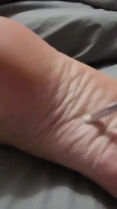 Tickling and teasing Milf feet with a soft brush Clip 1