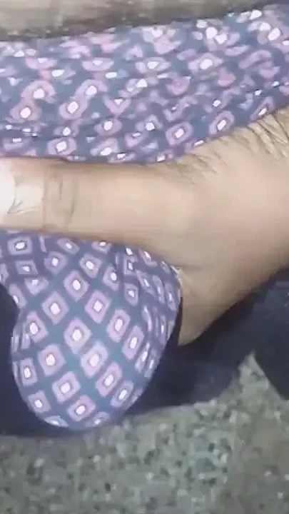 Desi Aunty Ki Gaand Mara Aaj Bada Lauda Chusaa