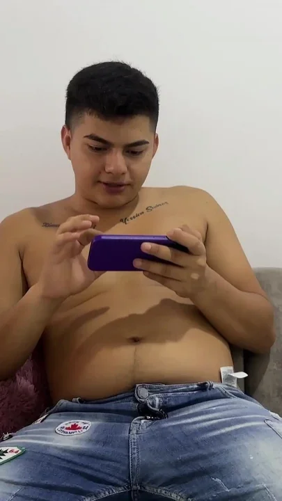 I Get Horny When I Feel My Stepsister's Rich Ass on Top of Me While I Teach Her