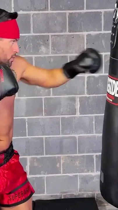 Topless Boxing Lora Cross Vs Sam Stout