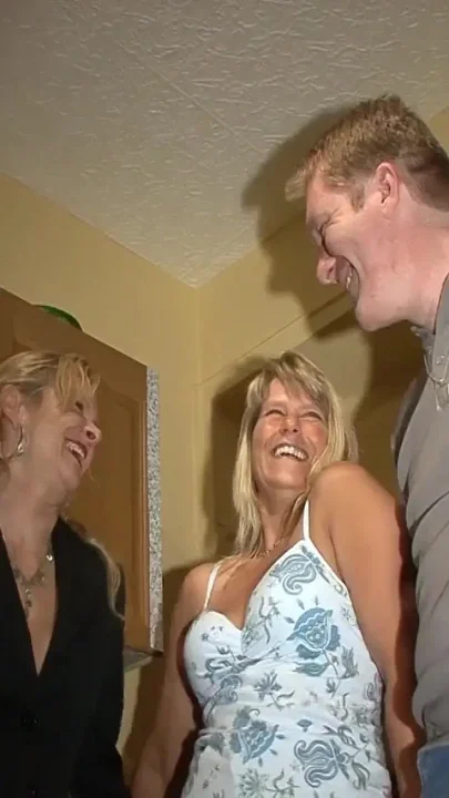German Mature Amateur Threesome 2 Hot Babes Share 1 Cock