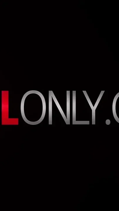 Holly's Horny for Anal