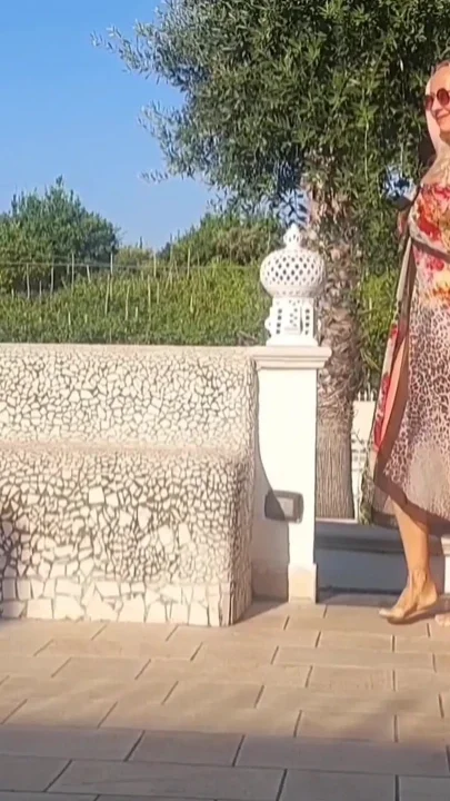 Selena's Outdoor Dancing Exercises and Sex