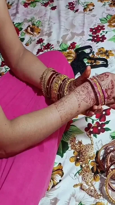 I Was Going to Sadar Bazar and My Dever Ji Fucked Me Clear Hindi Voice