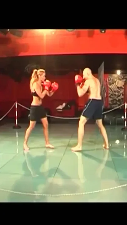 Anal and Pussy Orgasm for Young Horny Blonde Fucked in the Gym