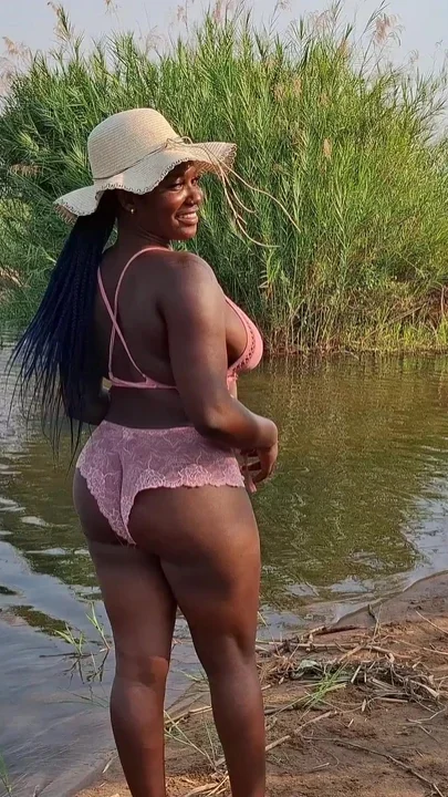 Sex on the Island in the Desert in My Ocean Fuck in Front of the Crowd