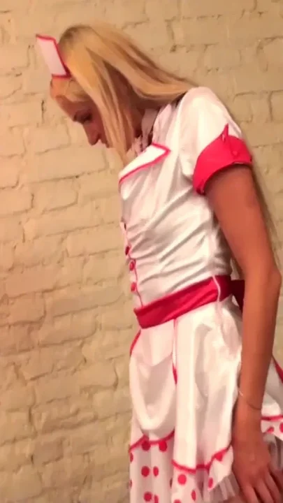 Lovely nurse dildoing her butt hole