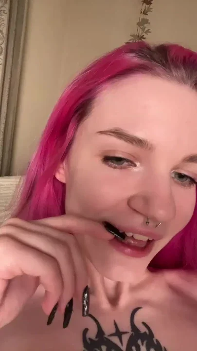 Im naked and playing with myself Tastiest on OF Open
