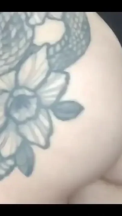 My Buttocks Turn Red From Spanking