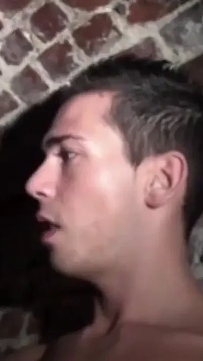 Threesome sex in discret basement