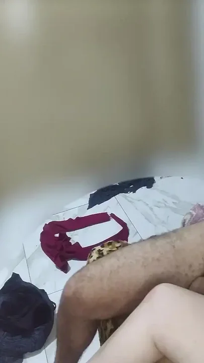 Obedient Wife with Eater Takes a Big Cumshot in Front of Her Husband
