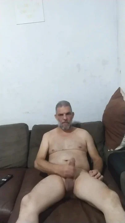 old lady beating one until she cums Clip 1
