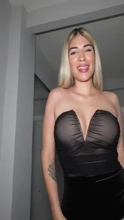 I Ate My Best Friend's Hot MILF Stepmom