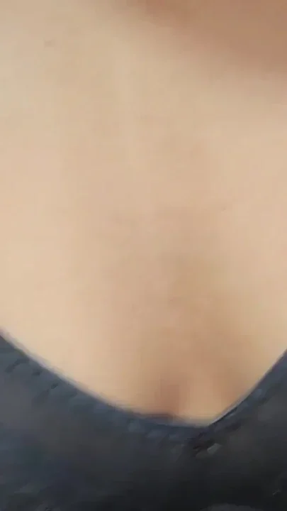 I brought her from outside to the room and fucked her Clip 1