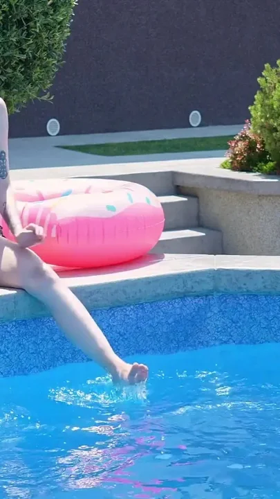 Deep Dive Into Stepsister's Ass