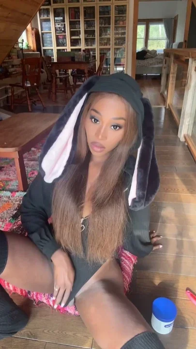Big Dick Trans Bunnygirl Gets off