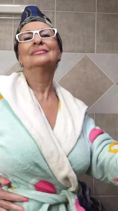 Monsterbreast Granny Fucking Her Hairy Cunt
