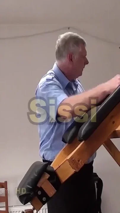 Sissi Caning 29232