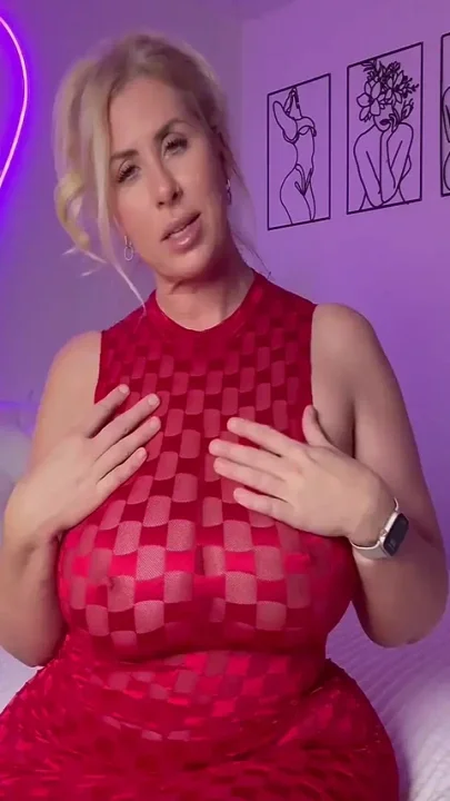Valentines Day JOI with MILF Lila Lovely