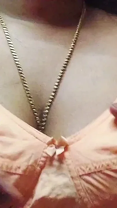 Friend's Hot Wife Zoya Cheated on Her Husband for Sex Satisfaction Clip 1