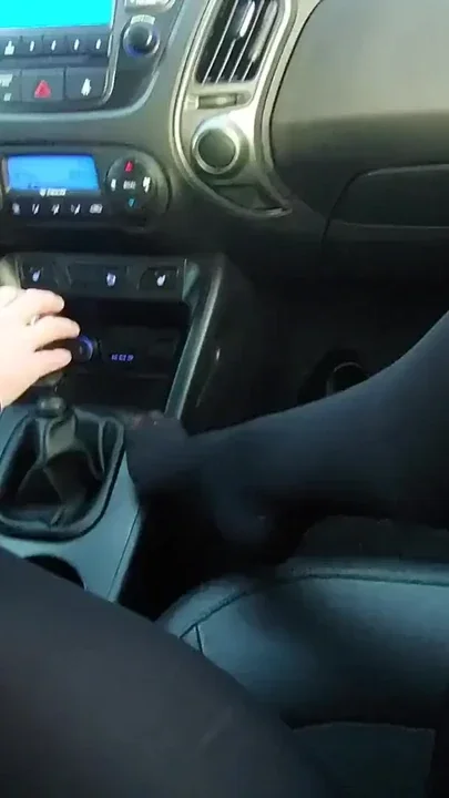 Elegant mature woman takes a taxi in the morning to go to the office Clip 1